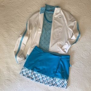 💙 Nike Criss Cross Tennis Racquet Shirt